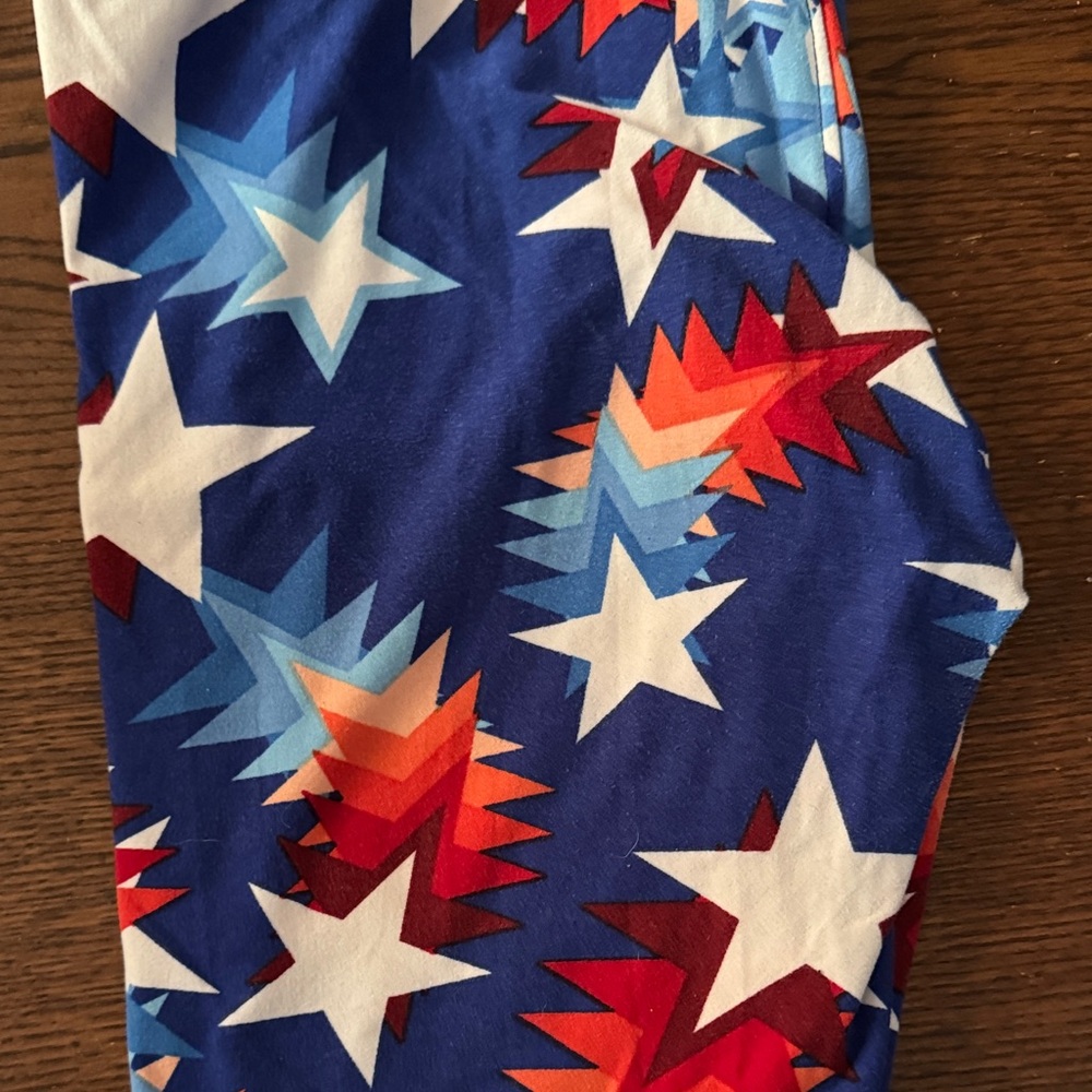 LuLaRoe Geometric Star Leggings - Blue, Red, White